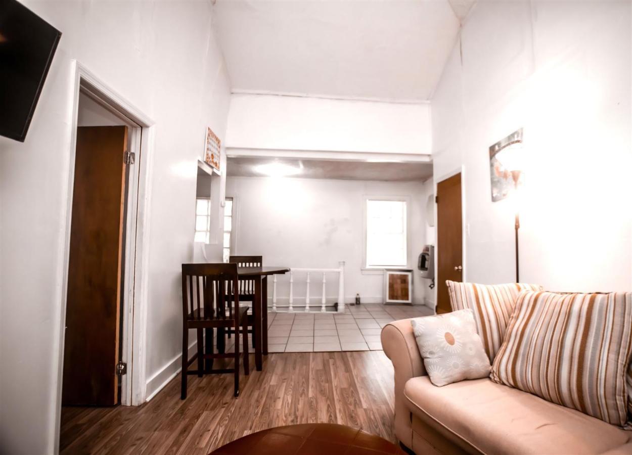 Historic Hill Apt1 Tuskegee Kültér fotó